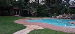 Silken Trap Accommodation NO LOADSHEDDING - Johannesburg - 5