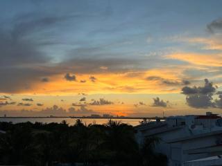 Dream penthouse with private rooftop and amazing views - Cancún - 3