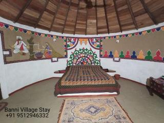 Banni Village Resort - Rann Of Kutch - Bherandiāla - 9