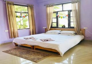 Yoga House - 8