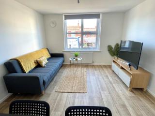 Spacious Coastal Stay in Central Location - Bournemouth - 9