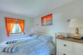 9 Farnham House - Lyme Regis - 3