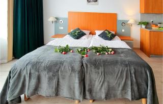 Beautiful Home In Slowienkowo - 4