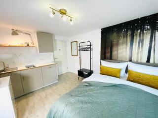 Stay zentrale Schwarzwald Apartments - Nagold - 5