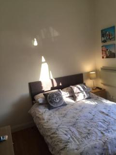 converted chapel filey floor to ceiling arch window - Filey - 7