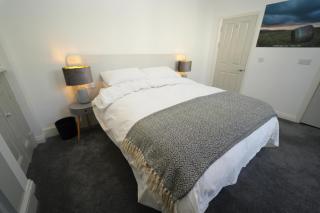 Immaculate 1-Bed Apartment in Merthyr Tydfil - Merthyr Tydfil - 6
