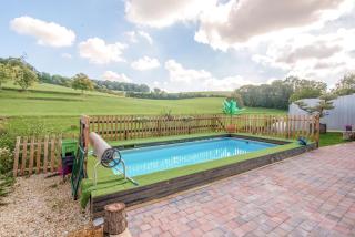 Villa spacieuse à Sapogne-et-Feuchères avec piscine privée, 150 m² - 4