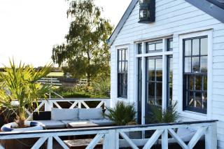 The West Usk Lighthouse Lightkeepers Lodge - 8