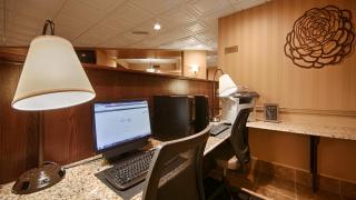 Best Western Plus Rose City Suites - 1
