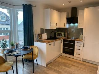 Alto - Lovely 2 Bedroom Serviced Apartment Bristol by Mint Stays - Bristol - 1