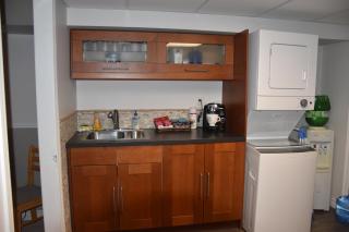 Cozy Suite with HOT TUB & Highspeed Internet - Grimsby - 4