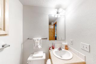 Cozy Fraser Cabin - 9