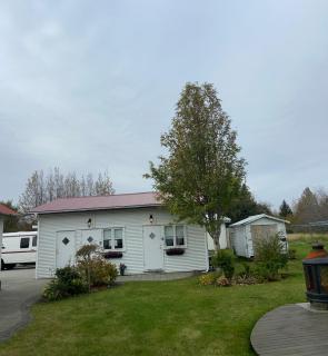Mörk Guesthouse - Hveragerði - 1
