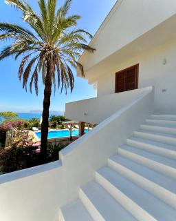 Stunning Seafront Villa in Scopello Pool & Jacuzzi - 9