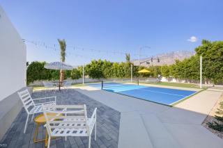 Pickleball Palms - 8