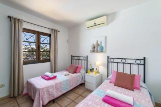 Villa Luisa by Villa Plus - 0