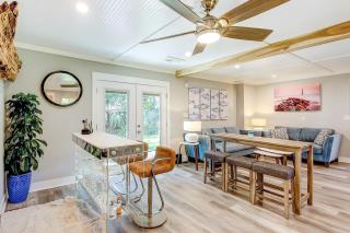 Surf Bungalow - 4