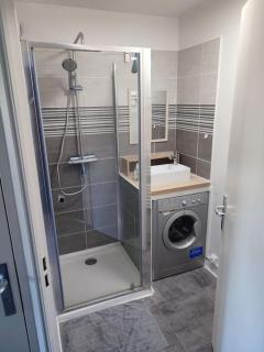 Beau studio lumineux climatisé Classé 2 Etoiles, à 130 m des plages - La Grande-Motte - 2