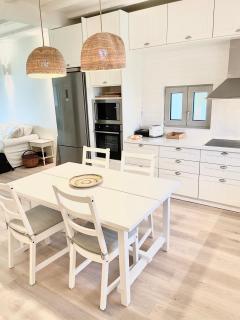 Architect designed house with pool and private beach - Eretria - 3