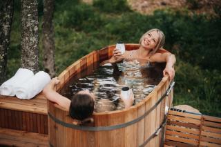 FlowEdge Riverside Getaway - 5