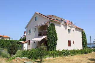 Apartments by the sea Kraj, Pasman - 8247 - Tkon - 8
