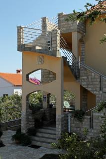 Apartments with a parking space Preko, Ugljan - 8428 - Preko - 3