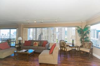 Ilikai Tower 1925 City View 2BR - Honolulu - 5