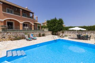 Villa Serpa by Villa Plus - Ágios Stéfanos - 9