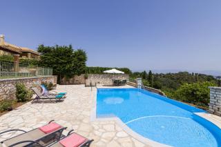 Villa Serpa by Villa Plus - Ágios Stéfanos - 2