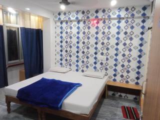 Deepak Lodge walkable Distance From ksrtc busstand - Mysore - 7