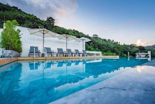 LullaBella Hotel Patong - Patong Beach - 8