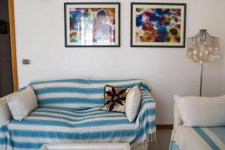 Elegant apartment in residence with large pool - 1