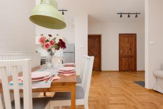 Warsaw Bobrowiecka Apartment by Noclegi Renters - Warsaw - 4