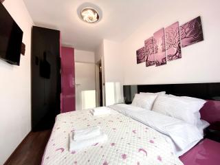 Ayana Apartment - Braşov - 1