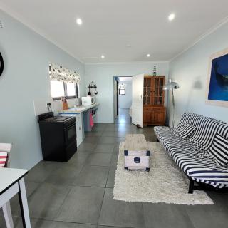 Shell Cottage a stone's throw from the beach - Langebaan - 8