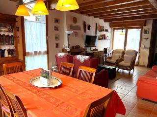 Casa adosada para familias en Santa Leocadia - 2