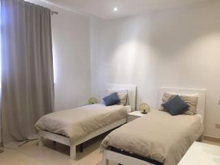THE ONE - 4 Bedroom St Julian’s - St Julian's - 9