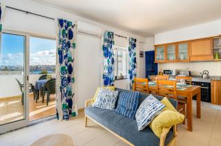 DOM CARLOS - Apartamento para 6 com AC e vista fabulosa sobre o rio Arade - Portimão - 0