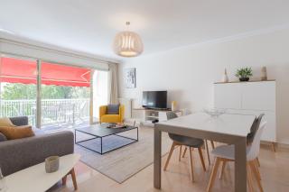 LE CORAIL spacieux avec beau et ample balcon, au centre, idéal pour familles et petits groupes - Cannes - 0