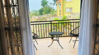 Relaxing 2-Bedroom apartment with parking space. - Kampala - 5
