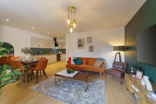 Lilyturf - 2 Bedroom Luxury Apartment by Mint Stays - Bristol - 4