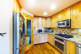 St Bernard Oasis - Truckee - 2