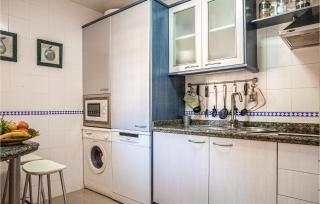 2 Bedroom Amazing Home In Isla Cristina - 6