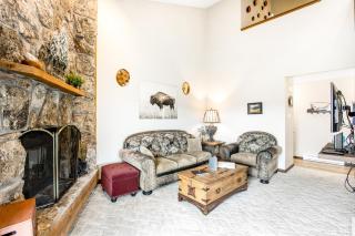 Mountain Vista Retreat - 8