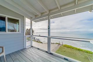 Brookings Oceanfront Estate - 3