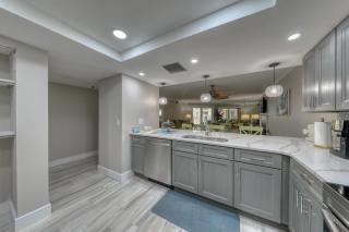 Kandys Kondo II - Clearwater Beach - 7