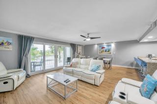 Holiday Villas 2 104 - Clearwater Beach - 0