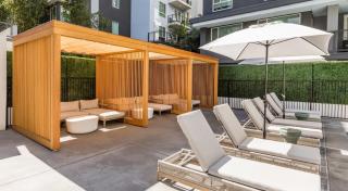 Modern Apartment Rentals - Los Angeles - 9