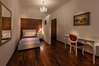 Little King Hotel U Malvaze - Prag - 9