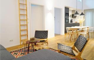 Beach Front Home In Lembruchdümmer See - 3